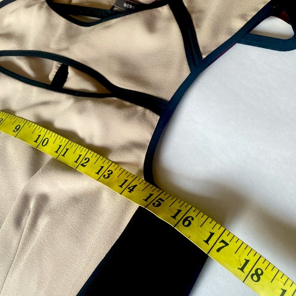 BCBGMaxaria Kelsee Pale Grey and Black Colorblock - Picture 7 of 7